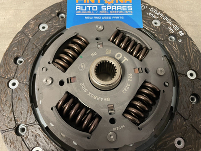 Original OEM Vauxhall Astra K 1.0 + 1.4 Petrol Clutch Kit 55494700 