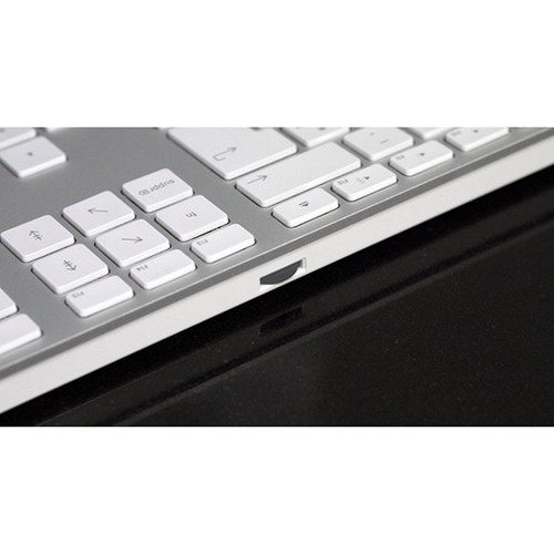 Matias FK318S White/Silver Wired Aluminium Keyboard for Mac - Picture 4 of 4