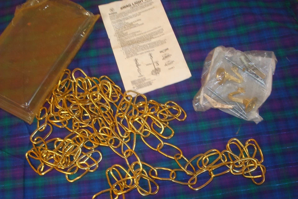 Ganchos de cadena y botín Westinghouse ornamentales de latón dorado 12 pies Foto 2 de 4