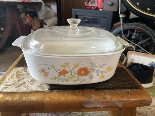 Corningware Vintage Orange & Yellow Flowers W Butterfly Lidded Casserole Dish