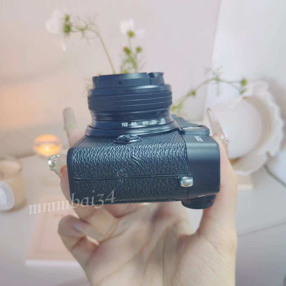 Fujifilm Fuji X Series X20 12.0MP 4x Optical Zoom Digital Camera Black - 90%NEW - Image 4 of 4