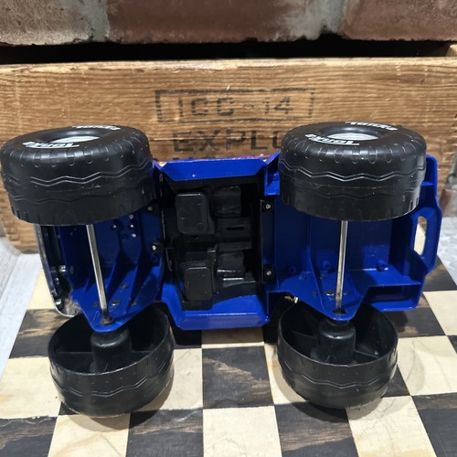 2011 Tonka 4 X 4 Racing Monster Truck BLUE SUPER DUTY —-PLASTIC SURVIVOR—— - Picture 6 of 6