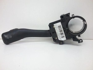 VW BORA 1J2 Drehknopf drehen 8L0953513G 2.00 Petrol 85kw 2001 20327382