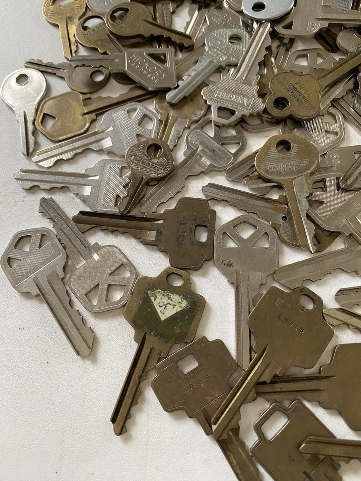 Vintage Lot 180+ Keys Slaymaker, Yale, Master, Many Others For ...