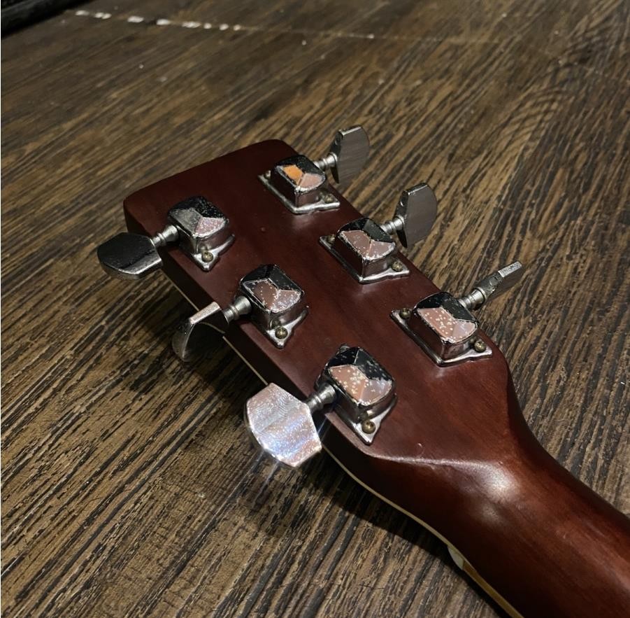 Acoustic Guitar Aria W 200 1970s Spruce Top Rosewood Body Natural