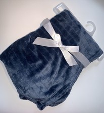 NWOT Stylish Baby Soft Flannel Fleece Baby Infant Throw Blanket in Dark Blue