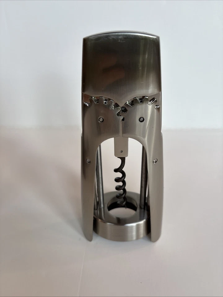 LE CREUSET Wine Bottle Opener Screwpull Excellent Condition With Box - Image 3 of 4