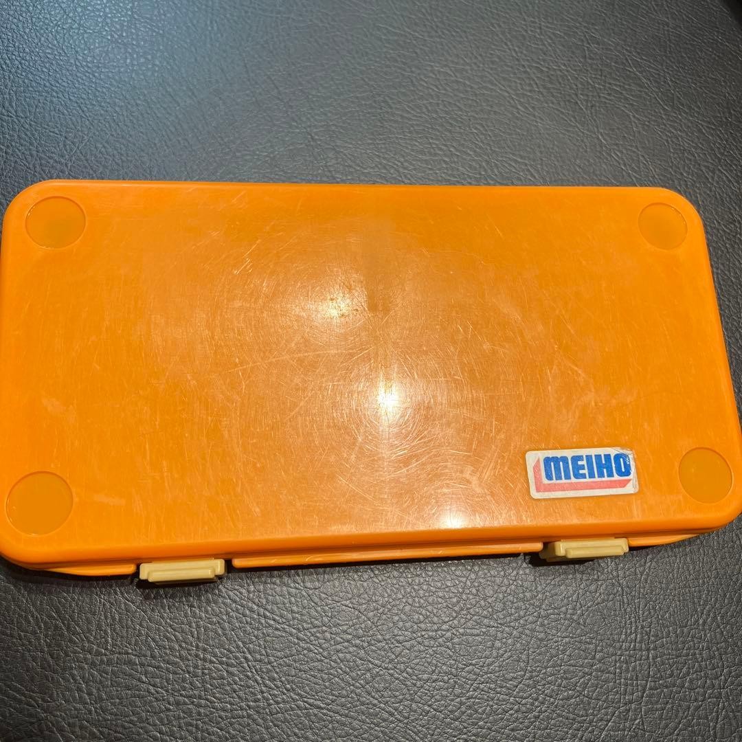 98 trout spoons with case - Image 9