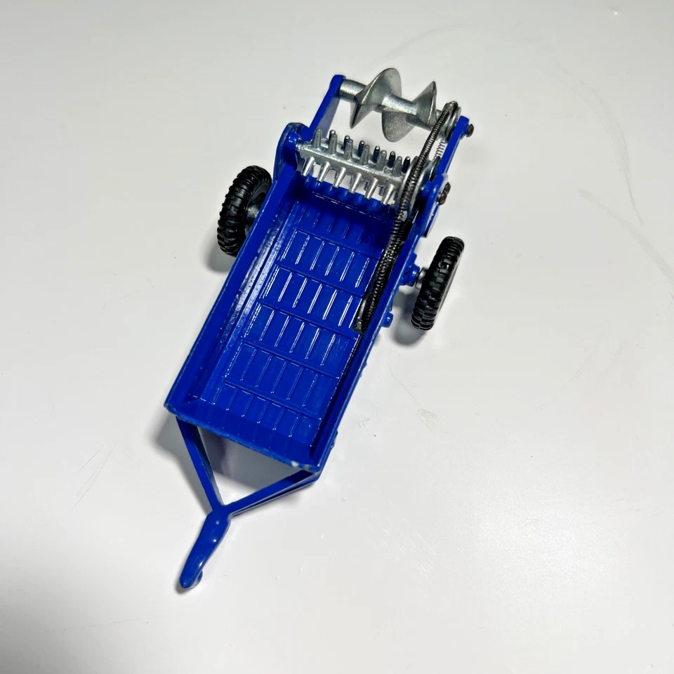 Rare remorque Vintage- Remolque Repartidor de Abonos Joal Ref 204 bleu - Photo 4/4