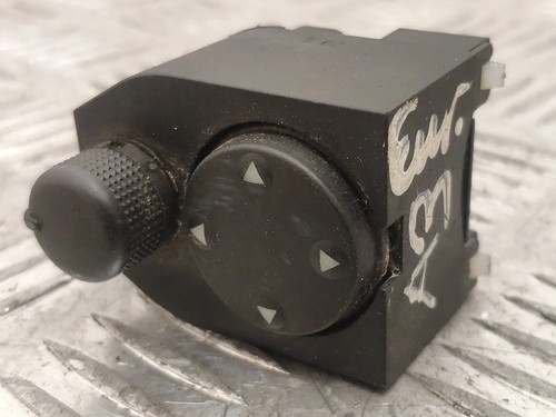 AUDI A3 8L1 Spiegeleinstellschalter 8D0959565 1.80 Petrol 92kw 1999 13841937