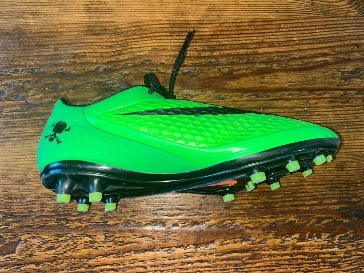 Nike Hypervenom Phelon FG Soccer Cleats Green Low Top Size 