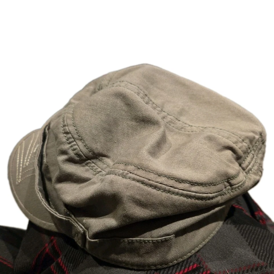 Gorra militar vintage Levi’s Cadet M/L verde marrón caqui escondite bolsillo talla 7 Foto 3 de 4