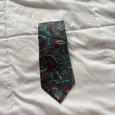 Vintage 100% Silk Made In USA Blue Paisley Neck Tie Quiet Luxury Designer