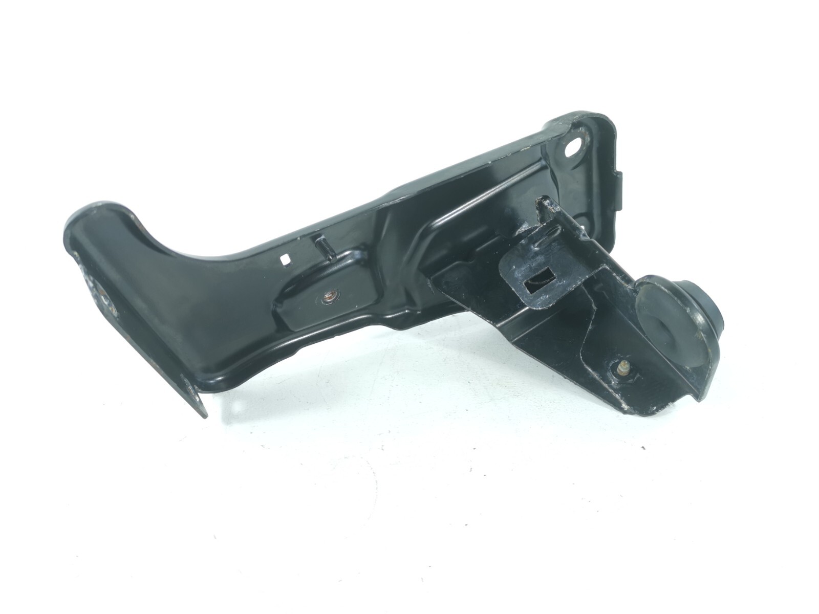 17-20 MASERATI Levante Front Left Side Low Beam Radiator Support Bracket OEM