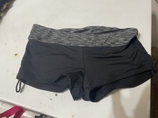 TYR Sport dri fit bandana Shorts Womens grey size M 8