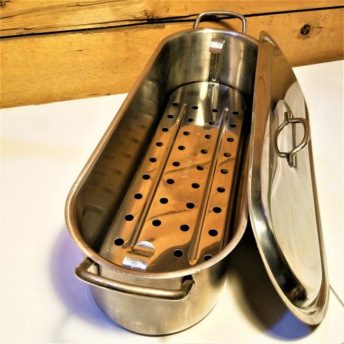 Inox 18" Fish Poacher 18c V I S Stainless Steel w/ Tray - Swanky Barn - Picture 2 of 12