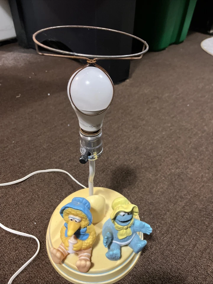 Lámpara de colección Seaame Street Baby Big Bird y Baby Cookie Monster Foto 2 de 4