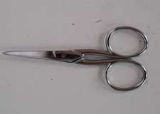 ANCIEN PETIT CISEAU DE COUTURIERE   HT 9CM