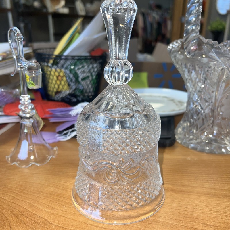 Vintage 1960s Bell  24% Lead Crystal Hand Made In Italy 