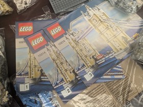 LEGO Creator Expert: Tower Bridge (10214) - 95% New 5% Used - Probably Complete