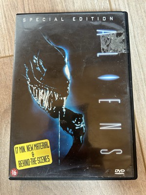ALIENS - (DVD) - James Cameron/Sigourney Weaver  17 Min Extra English/French