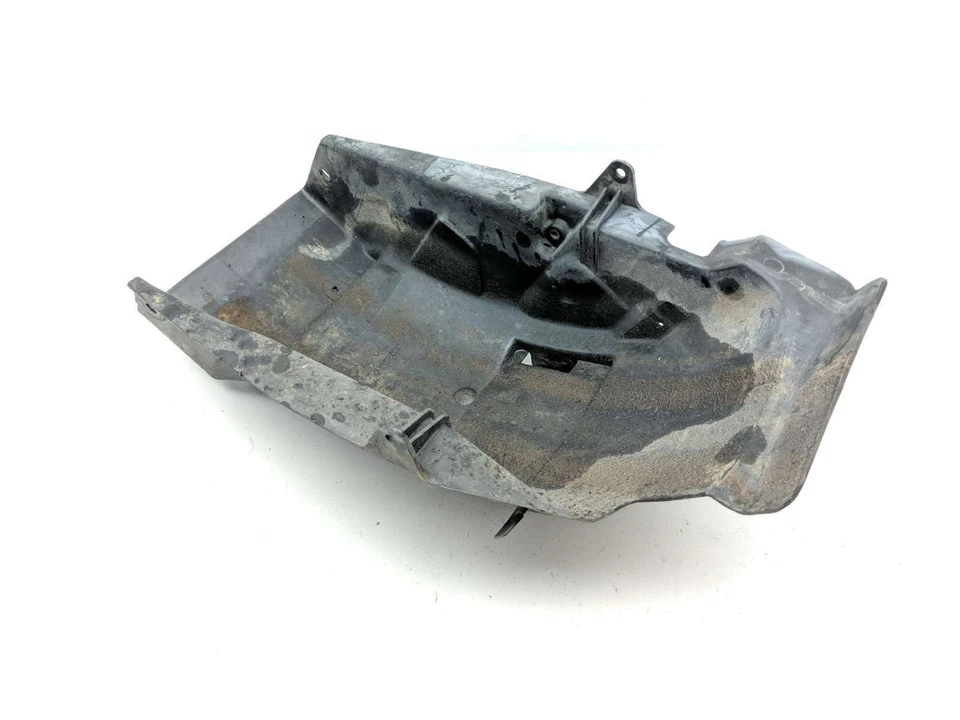 Soporte guardabarros interior trasero 85 Kawasaki Ninja ZX600 35023-1129 Foto 3 de 4