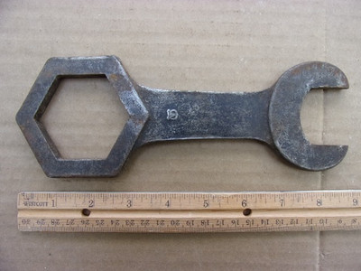 3 VINTAGE VLCHEK TOOLS HUB WRENCH TOOL KIT PLIERS PR206 WRENCH 39 see pics