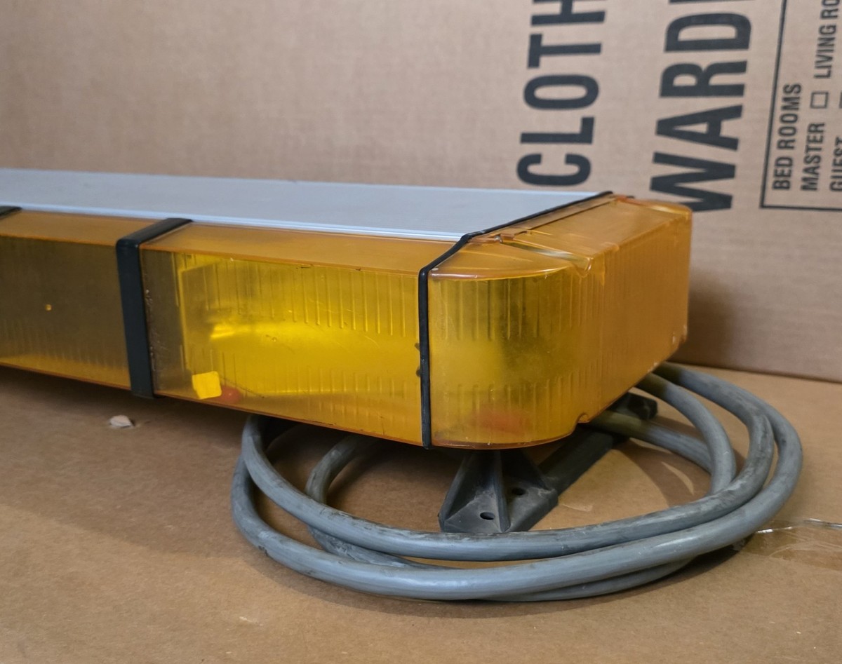 Whelen Edge 9000 Amber | eBay