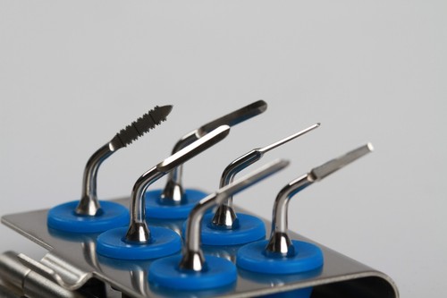 Punte per estrazione ad ultrasuoni dentali adatte ad Acteon Satelec Piezotome 2 cubi solo LED - Foto 10 di 82
