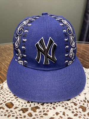 New Era New York Yankees Paisley 59FIFTY Fitted Hat Size 7 51/4