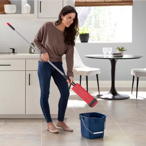 NEW 3.75 Gal Plastic Bucket – Sturdy Versatile Ideal for Cleaning Storage & More - Picture 2 of 4
