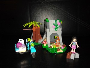 lego friends first aid jungle bike