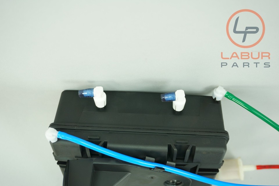 W222 1420 Mercedes S Class Door Locking Vacuum Pump Reservoir Tank