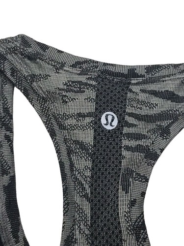 Canotta Lululemon Swiftly Tech Racerback 2.0 Race Primal Clash Nero Grigio 12 - Foto 4 di 8