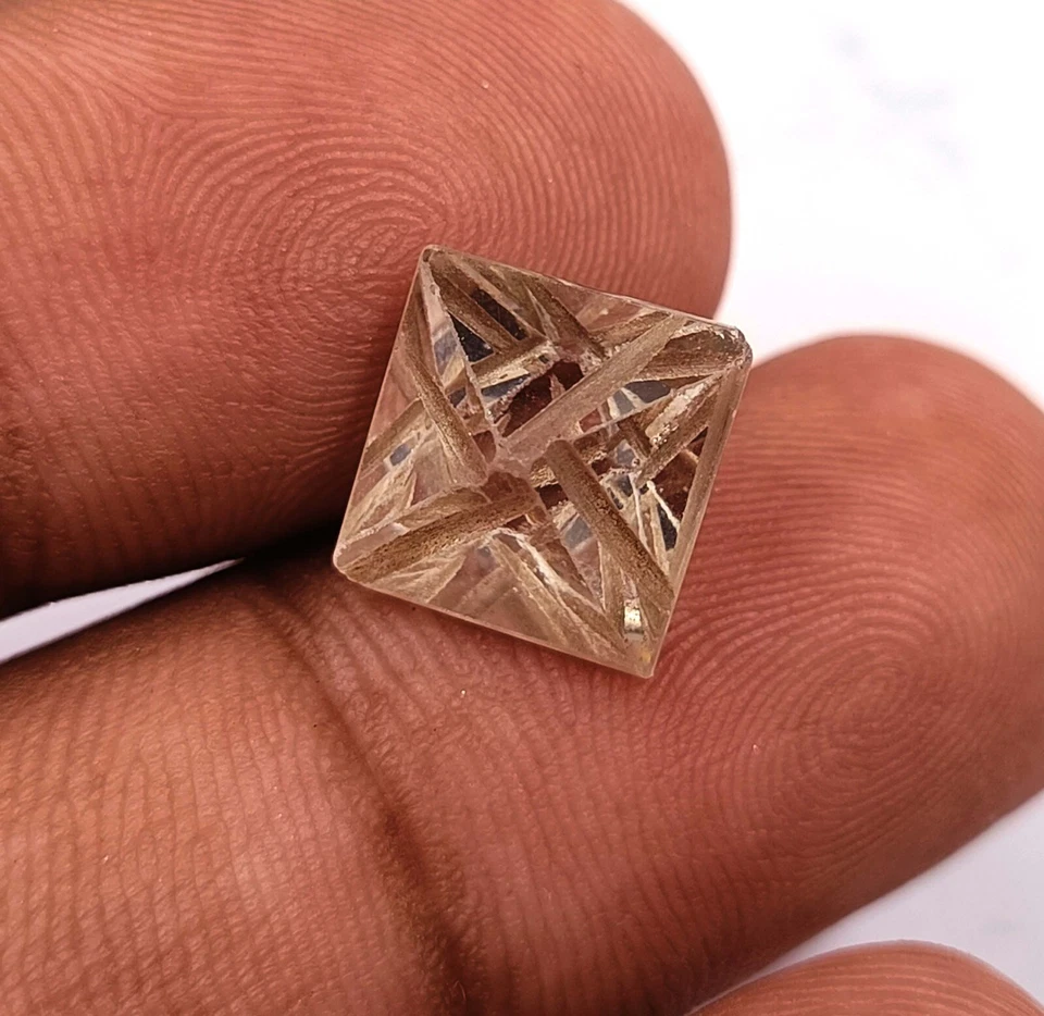 4.10 CT F COLOR VVS1 CLARITY DIAMOND COLORLESS EGL CERTIFIED RAW LOOSE CVD MNG - Image 2 of 4