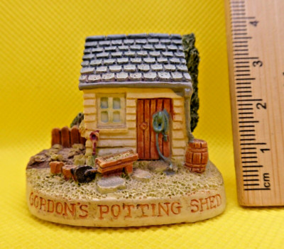 Ornament - Lyons Tetley 1995, Gordon's Potting Shed, Miniatur Cottage