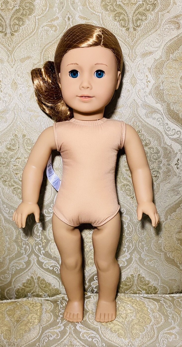 American Girl Doll #33 Light Skin, Red Hair, Blue Eyes
