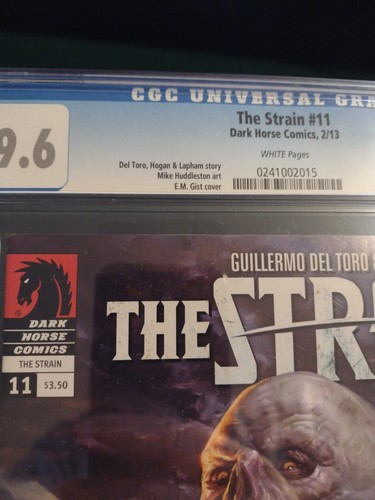 The Strain #11 CGC universal grade 9.6 NM+ Dark Horse 2013 white pages - Picture 4 of 4
