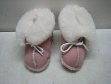 PINK MINNETONKA MOCCASIN LINED SOFT SOLE BOOTS SLIPPERS INFANT TODDLER SIZE 3
