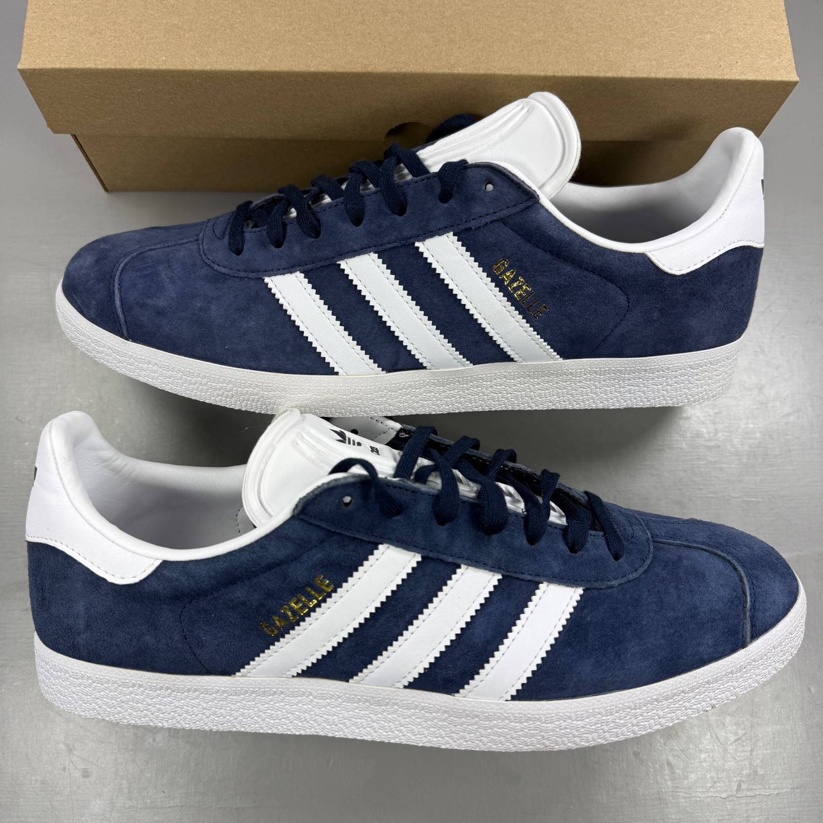 Adidas Originals Gazelle Size UK 10 Navy Blue White Suede Men’s Trainers BB5478