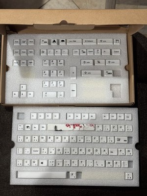 GeekSocial Japanese English QWERTY Keycap Set PBT XDA 