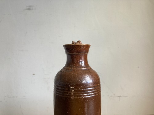 Antique Brown Glazed Stoneware Ink Bottle / Original Screw Cap Barn Salvage - Picture 11 of 15