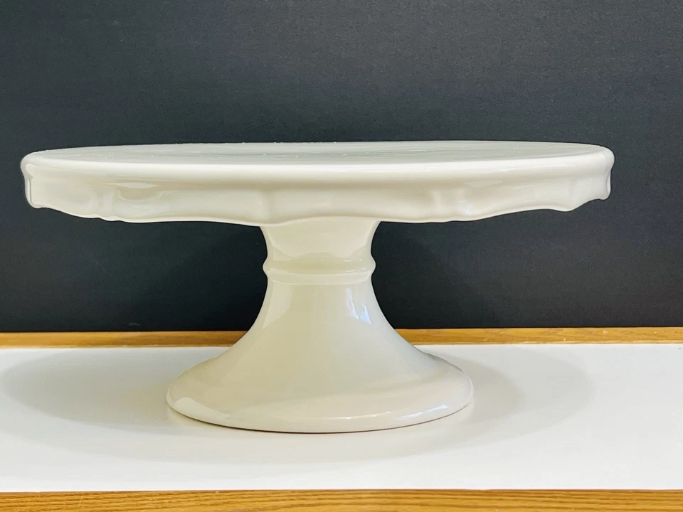 Novo Na Caixa Suporte para Bolo Estilo Wedgwood Vintage Inspirado Martha Stewart Everyday 11-1/8”D - Imagem 2 de 4