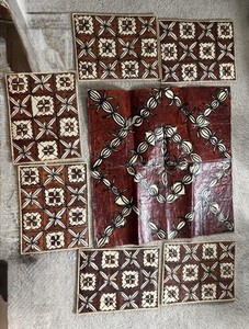 Vintage Handmade Mulberry Bark Tapa Cloth  Center Piece And 6 Placemats.