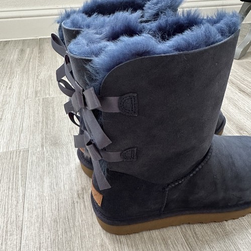 UGG BAILEY BOW II WOMEN SHORT BOOTS SUEDE NAVY Blue US 11 UK 7.5 EU 42 NEW NWOB - Picture 3 of 16