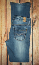 MAURICES BLUE DISTRESSED JEANS WOMENS SIZE 1/2