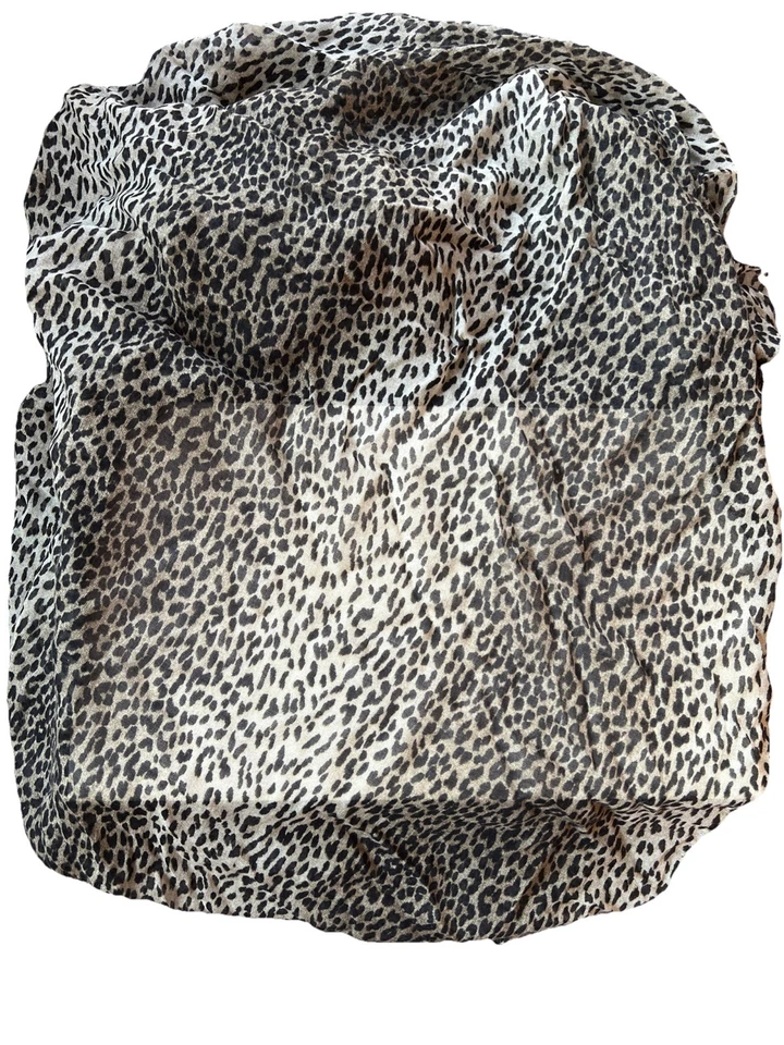 Шарф женский Saint Laurent Paris Babycat кашемир шелк 52 дюйма x 68 дюймов - Изображение 4 из 4