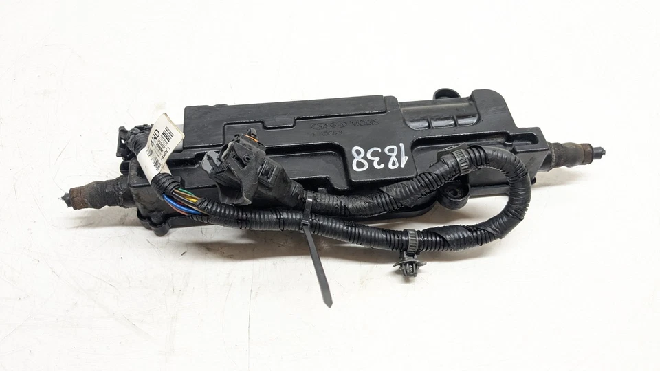 ACTUADOR MOTOR FRENO DE MANO ELÉCTRICO HYUNDAI SANTA FE MK3 59700B8800 2017 Foto 3 de 4