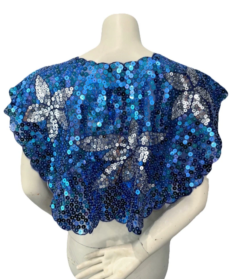 Poncho Capelet Flor Lentejuelas Hecho a Mano De Colección Azul Plata Congelado Invierno Boda OS Foto 3 de 4