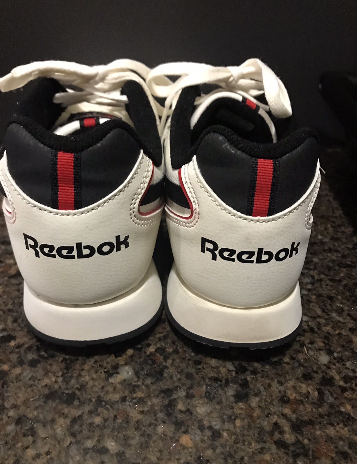 Reebok Men’s Classic Ortholite Comfort Footbed White … Gem